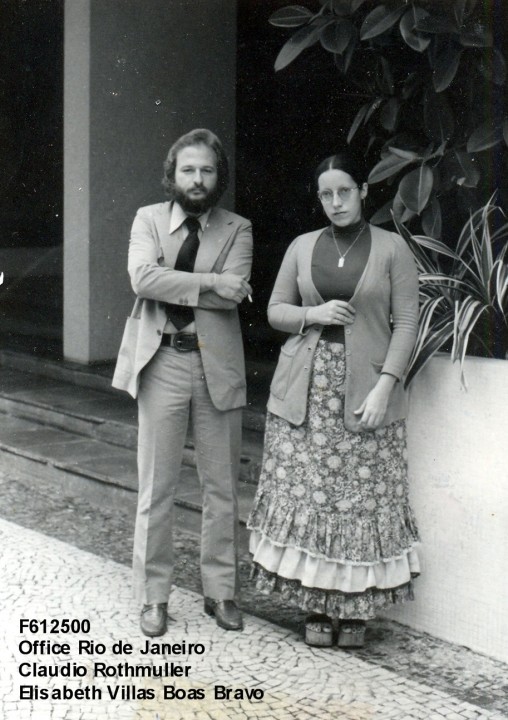E61F2500.jpg