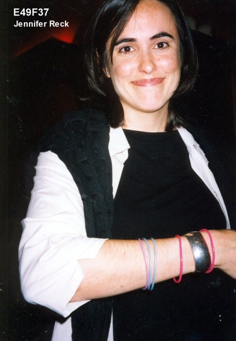 E49F37.jpg