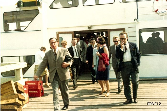 E08F12.jpg