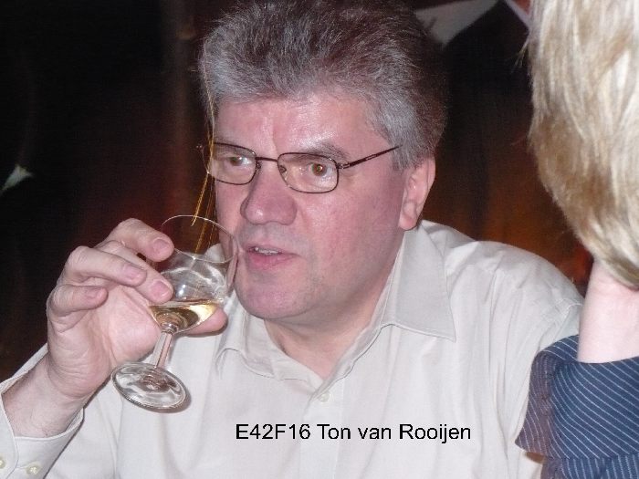 E42F16.JPG