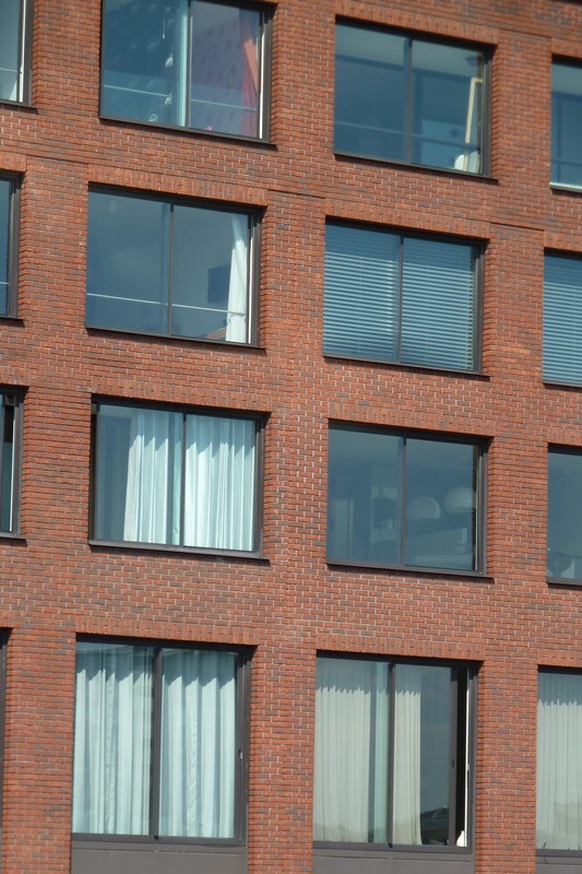 V72P1080756
