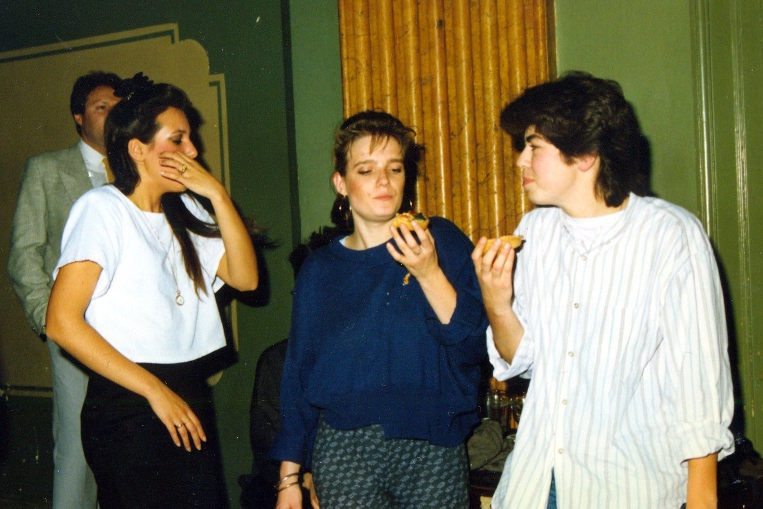e28f41