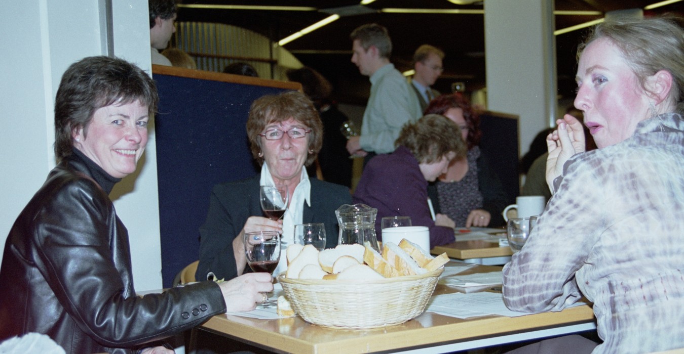 2002wijn16
